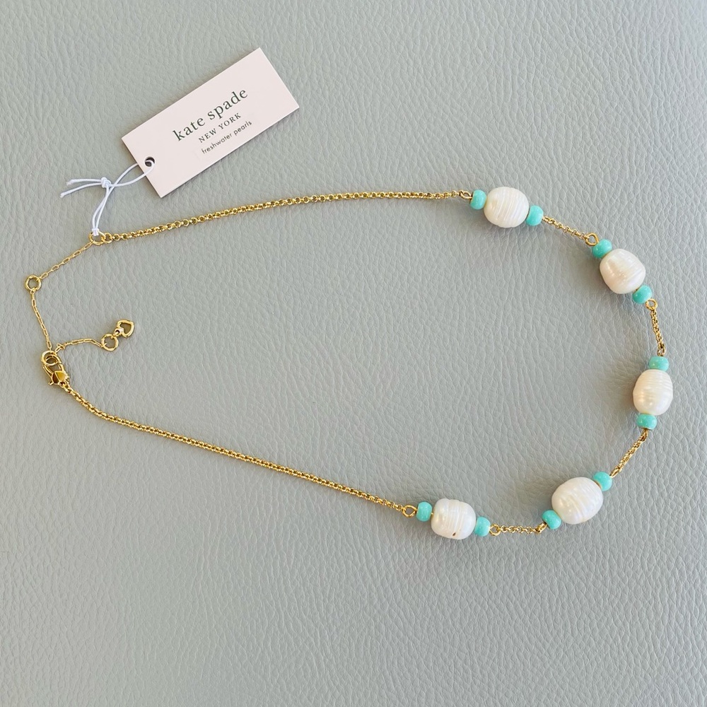Kate Spade ♠️ New York

Candy Drop Necklace NWT!